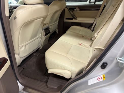 Used 2014 Lexus GX 460 w/ Premium Package image 22