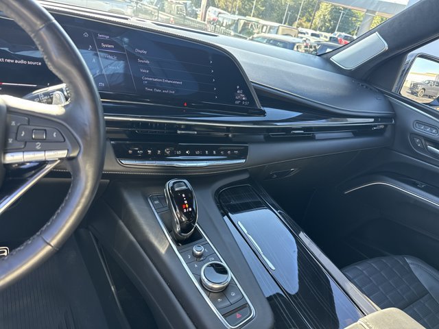 Used 2023 Cadillac Escalade ESV V AWD/4WD image 35