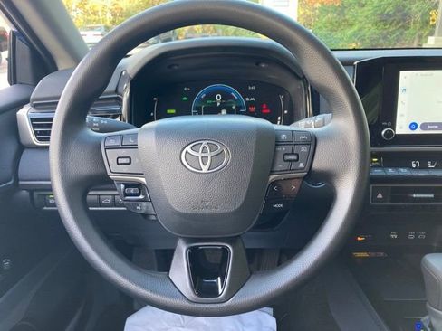 Certified 2025 Toyota Camry LE image 20