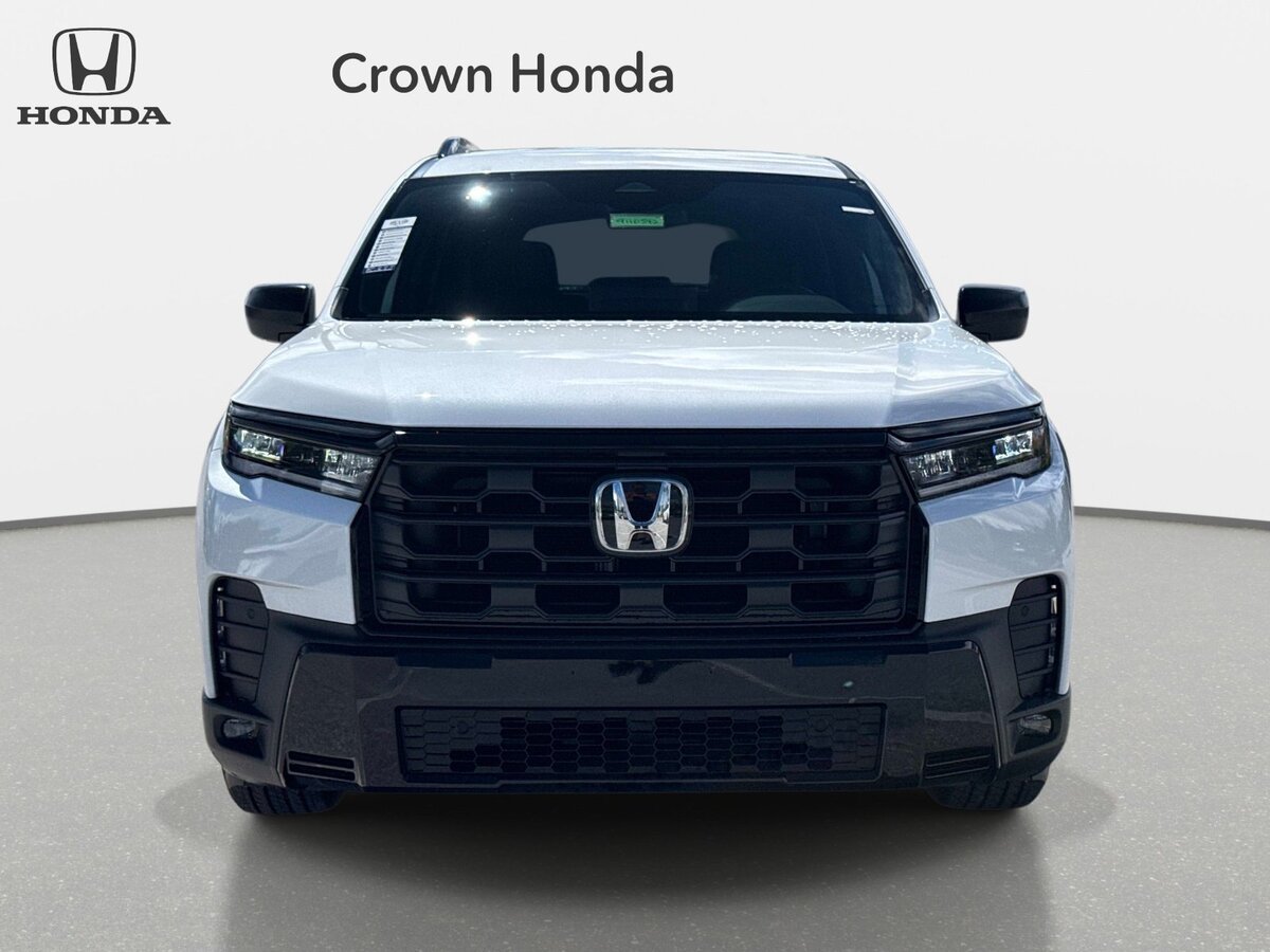 New 2026 Honda Pilot Sport image 2