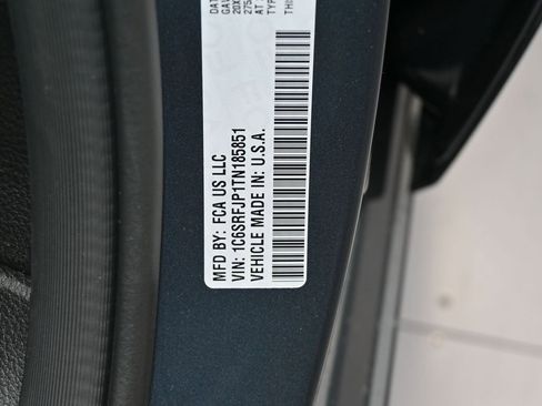 Used 2026 RAM 1500 Laramie AWD/4WD image 17