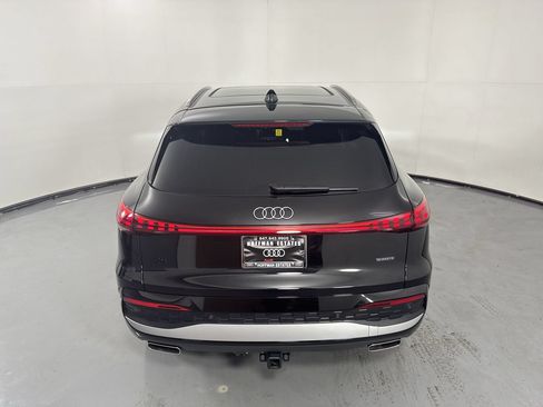 Used 2025 Audi Q5 Premium Plus w/ Premium Plus AWD/4WD image 34
