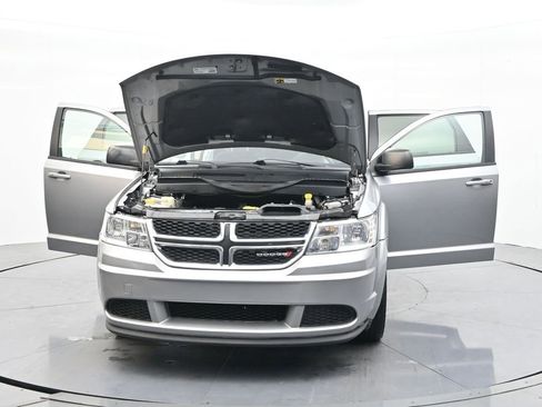 Used 2018 Dodge Journey SE image 43