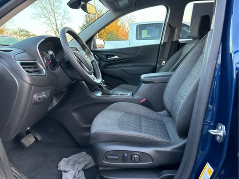 Certified 2022 Chevrolet Equinox LT image 9