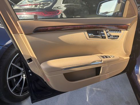Used 2013 Mercedes-Benz S 550 S 550 image 8