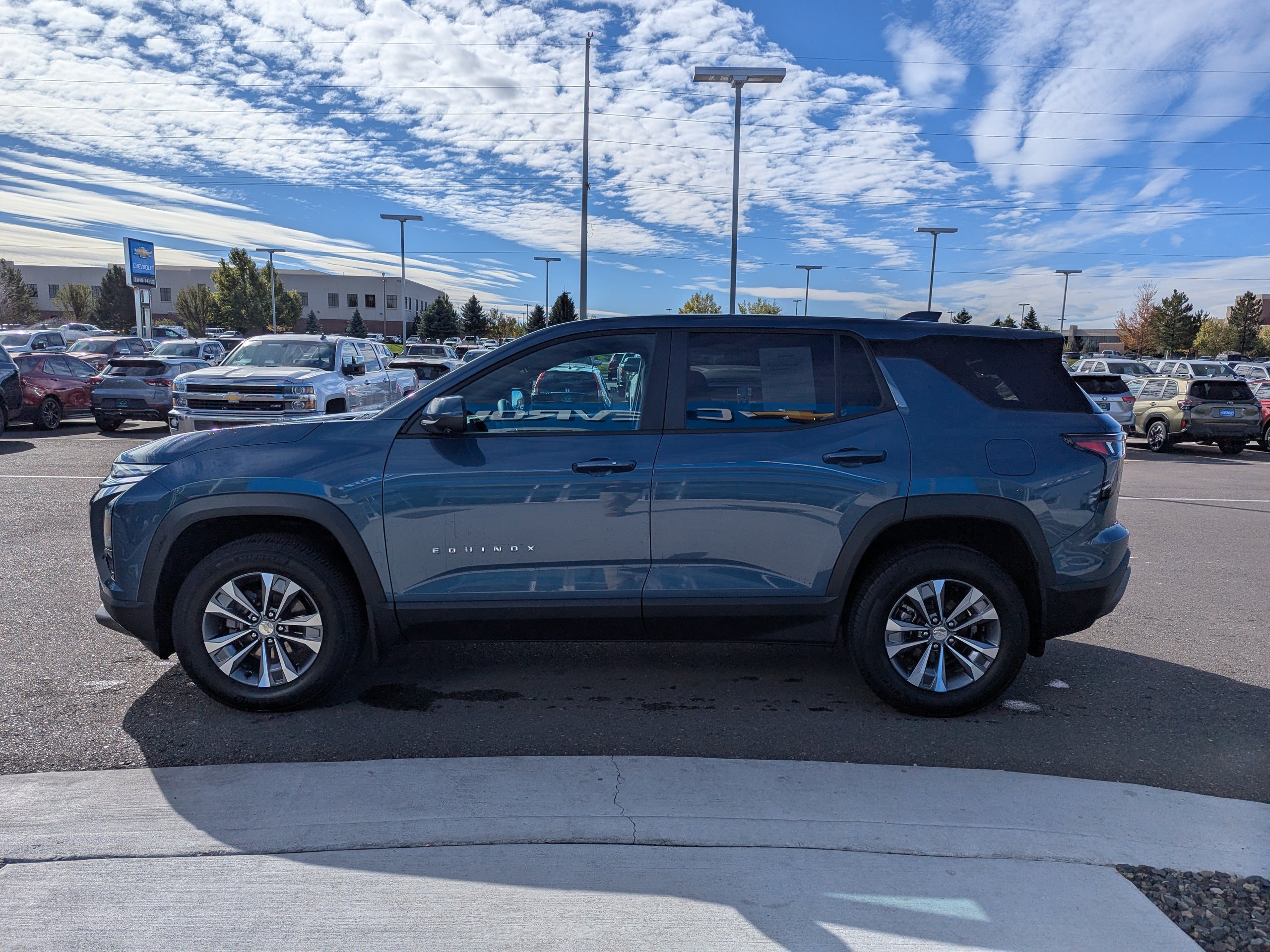 Certified 2026 Chevrolet Equinox LT w/ Convenience Package II AWD/4WD image 8