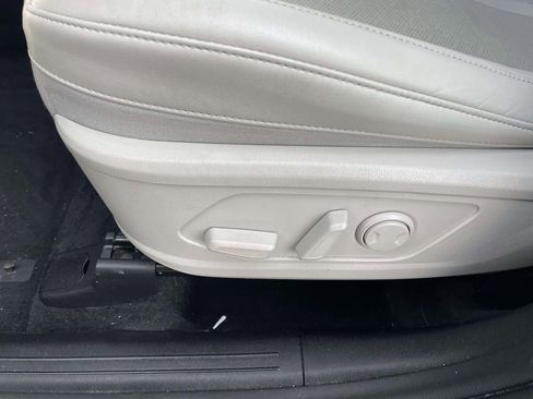 Used 2023 Kia Sorento SX image 30