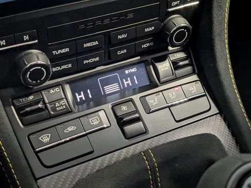 Used 2024 Porsche 718 Cayman GT4 RS image 41