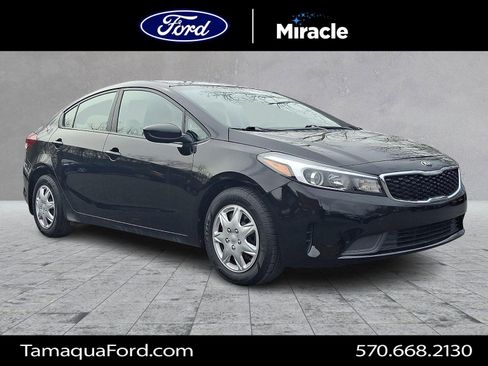 Used 2017 Kia Forte LX FWD image 1