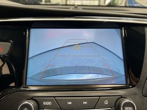 Used 2019 Buick Envision Essence image 21