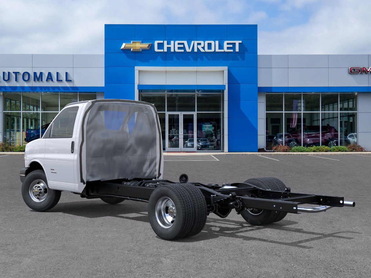 New 2026 Chevrolet Express 4500 w/ Power Convenience Package RWD image 3