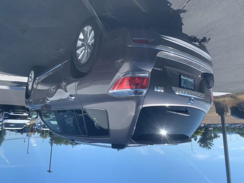 Used 2013 Toyota Highlander Limited AWD/4WD image 3