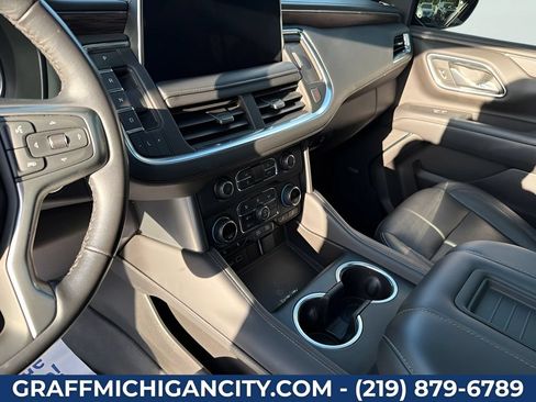 Used 2021 Chevrolet Tahoe Z71 AWD/4WD image 15