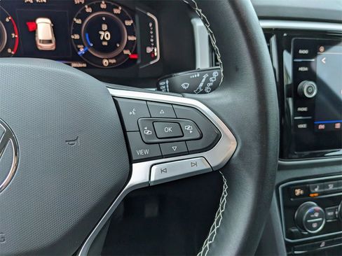 Certified 2023 Volkswagen Atlas SE image 34