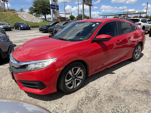 Used 2018 Honda Civic LX image 7