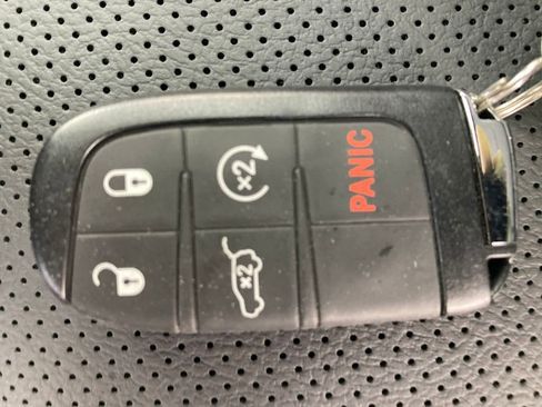 New 2024 Jeep Compass Limited w/ Elite Group image 31