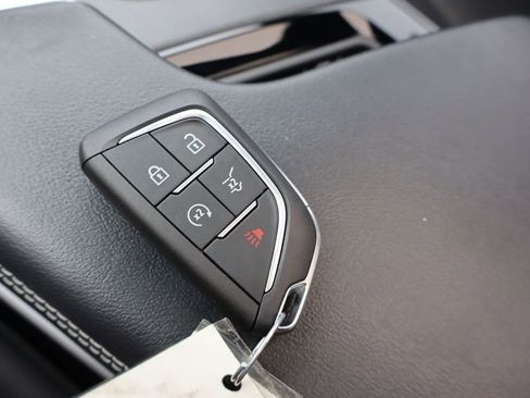 Used 2024 Cadillac Lyriq Sport RWD image 44