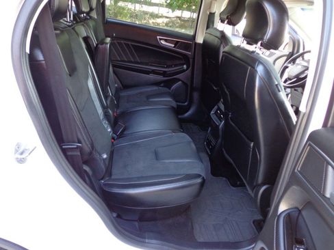 Used 2016 Ford Edge Sport w/ Equipment Group 401A AWD/4WD image 17