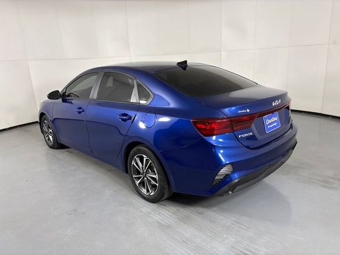 Used 2023 Kia Forte LXS FWD image 6