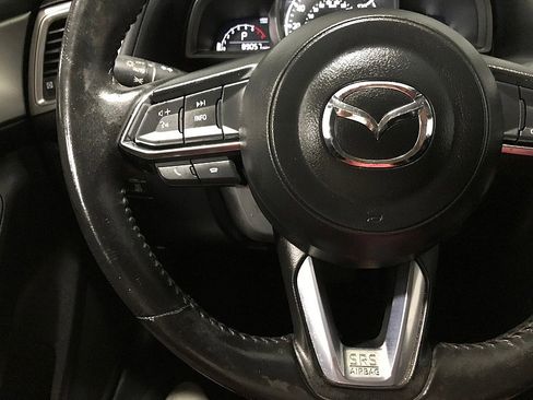 Used 2018 MAZDA MAZDA3 Touring FWD image 24