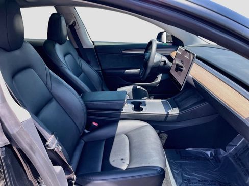 Used 2023 Tesla Model 3 Standard Range RWD image 27