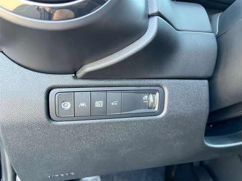 New 2025 Chevrolet Equinox EV RS image 17