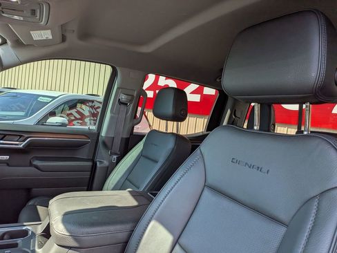Certified 2024 GMC Sierra 1500 Denali w/ Technology Package image 12