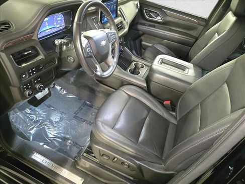 Used 2022 Chevrolet Tahoe LT w/ LT Signature Plus Package image 17