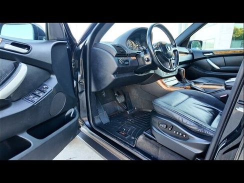 Used 2003 BMW X5 3.0i image 5