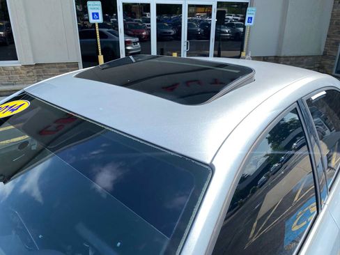 Used 2014 Volkswagen Jetta GLI Autobahn FWD image 5