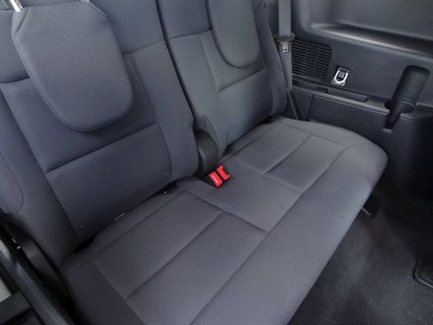Used 2026 Ford Explorer Active AWD/4WD image 12