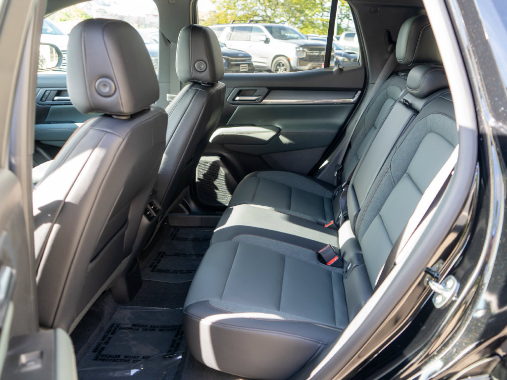 New 2027 GMC Terrain AT4 w/ Convenience Package III AWD/4WD image 12