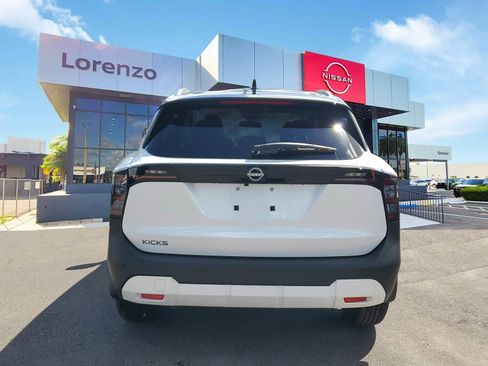 New 2026 Nissan Kicks SV FWD image 5
