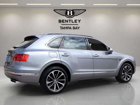 Used 2020 Bentley Bentayga AWD/4WD image 10