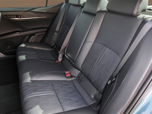 Used 2025 Toyota Camry XSE image 25