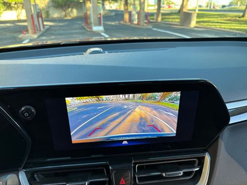 Used 2025 Chevrolet TrailBlazer LT image 17