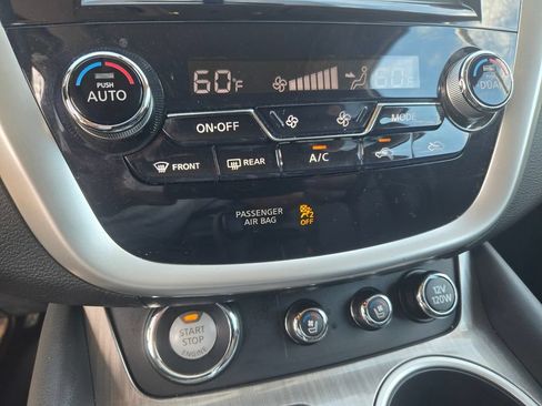 Used 2017 Nissan Murano Platinum w/ Platinum Technology Package FWD image 19