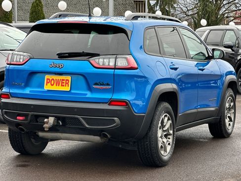 Used 2020 Jeep Cherokee Trailhawk w/ Cold Weather Group AWD/4WD image 4