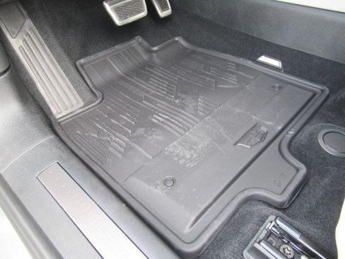 New 2027 Cadillac Optiq Sport RWD image 25