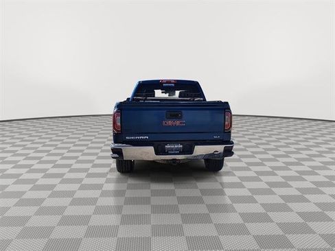 Used 2018 GMC Sierra 1500 SLT w/ SLT Premium Package image 7