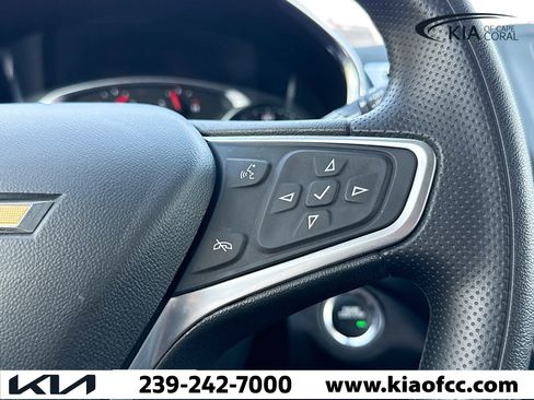 Used 2023 Chevrolet Equinox LT image 33