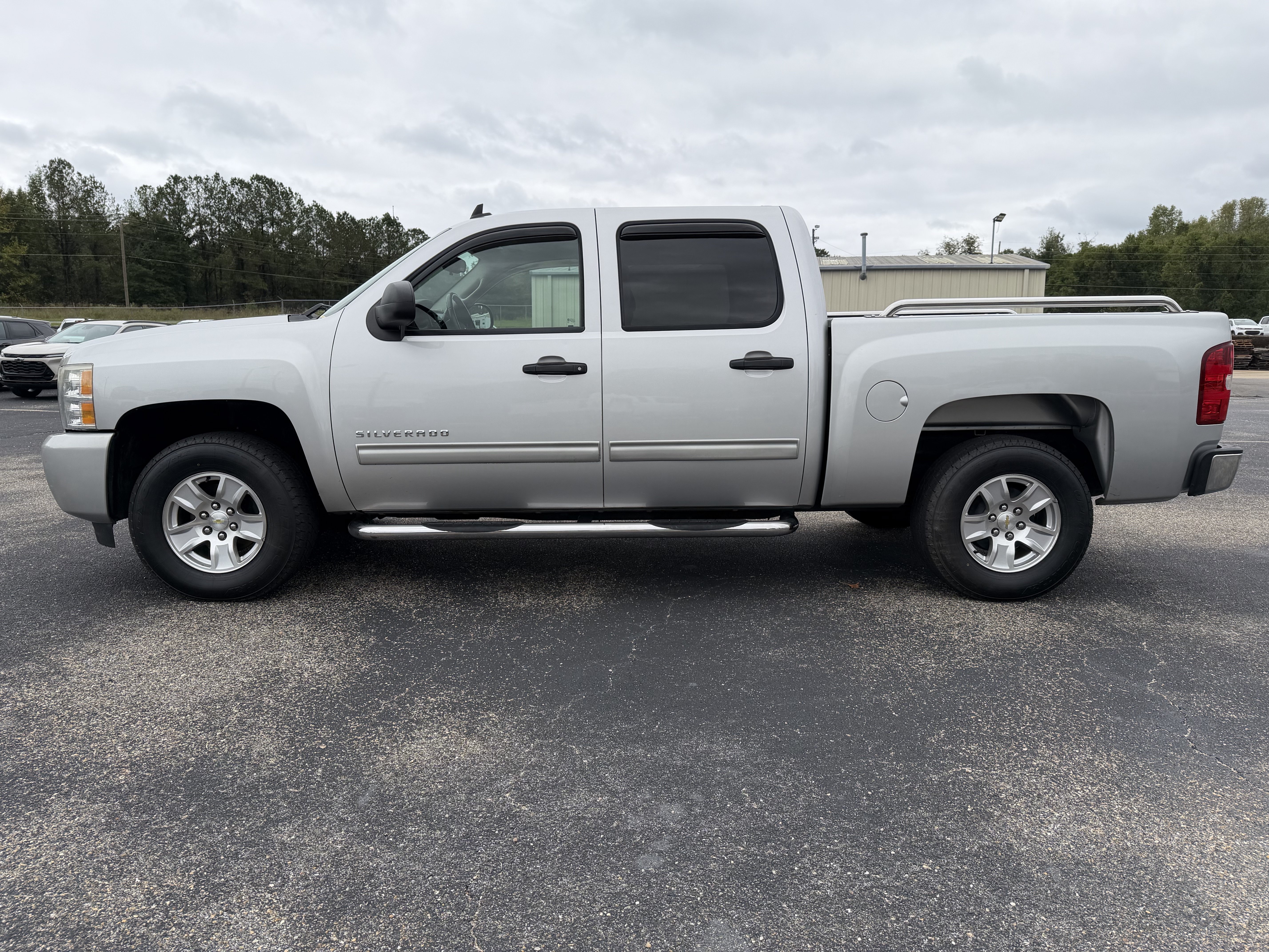 Used 2010 Chevrolet Silverado 1500 LT w/ Power Pack Plus RWD image 6