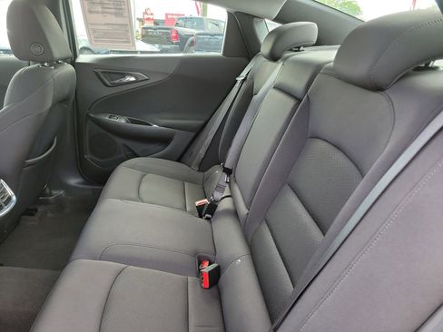 Used 2023 Chevrolet Malibu LT FWD image 16