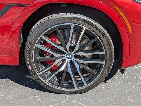 Used 2022 BMW X6 M50i w/ Executive Package image 11
