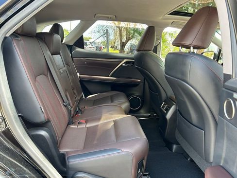 Used 2019 Lexus RX 350L FWD image 38