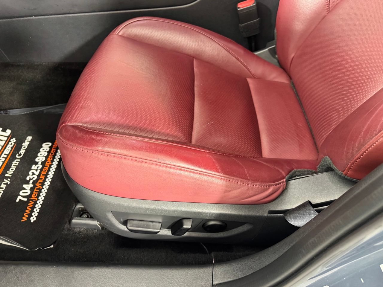 Used 2025 MAZDA CX-30 AWD 2.5 S w/ Preferred Package image 13