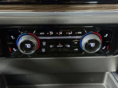 Used 2024 Chevrolet Silverado 1500 RST w/ Convenience Package II AWD/4WD image 16