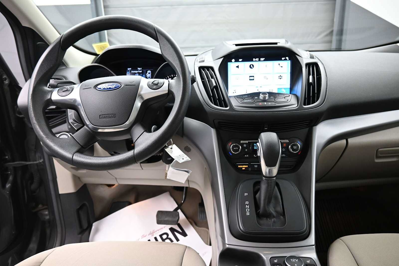 Used 2016 Ford Escape SE w/ Equipment Group 201A AWD/4WD image 14