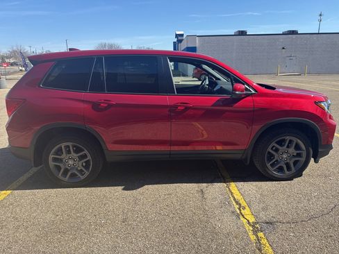 Used 2023 Honda Passport EX-L image 6