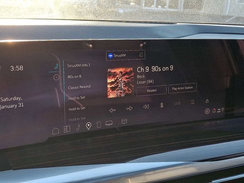 Used 2025 Cadillac Escalade ESV Premium Luxury image 20